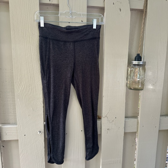 Free People Movement Infinity charcoal grey cutout workout yoga leggings - Picture 1 of 3